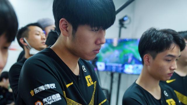 大瞬间的敬 大瞬间的敬