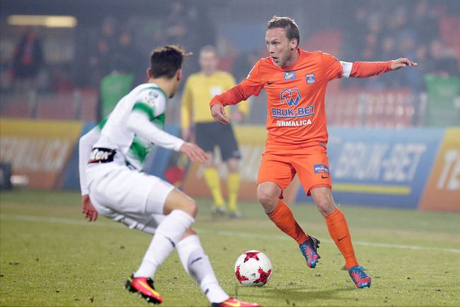 当小球入洞 当小球入洞