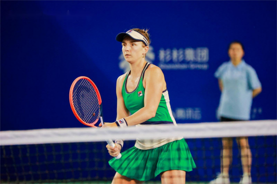 A效力的球 A效力的球